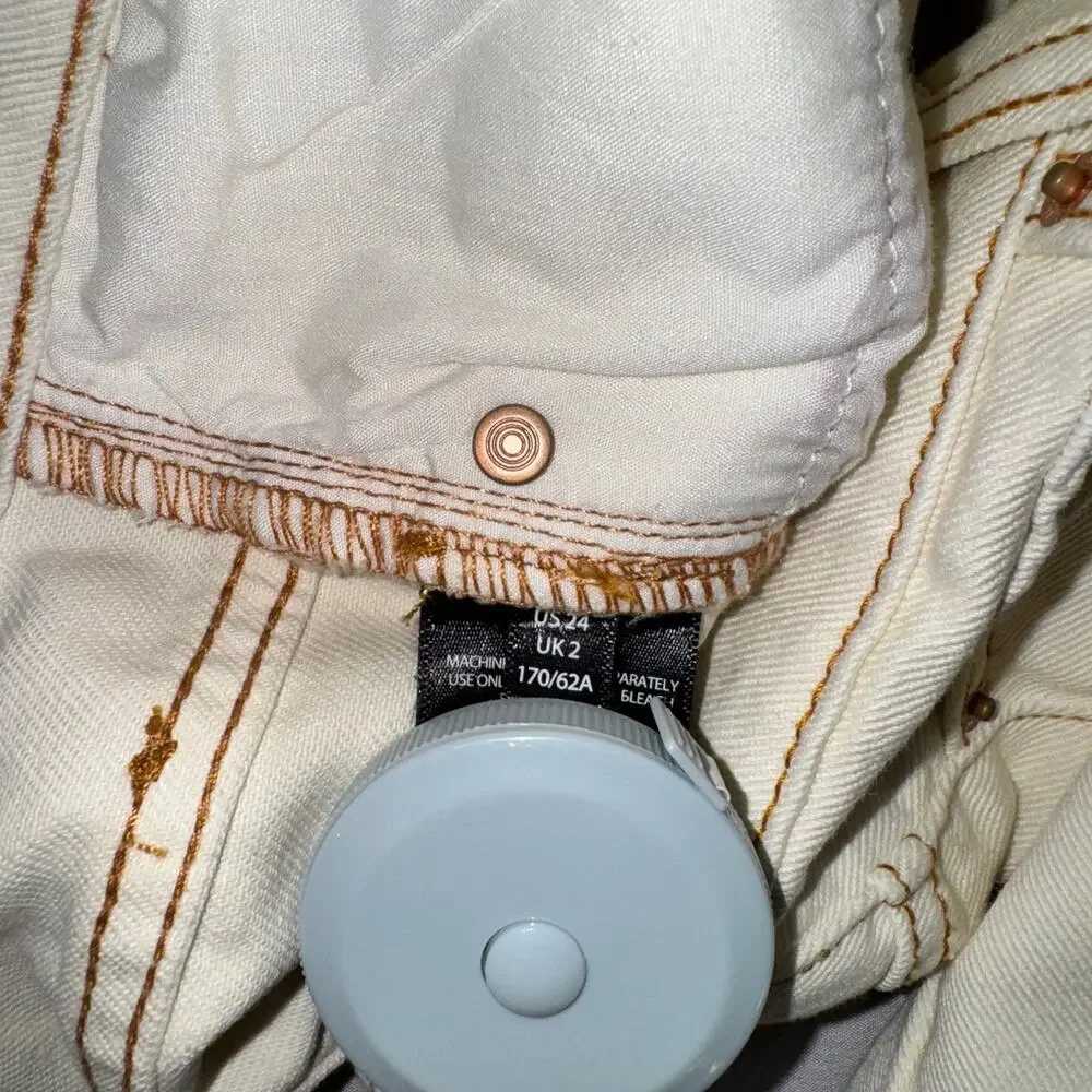 BDG Urban Outfitters Loose Straight Jeans NWT Size 24 Destroyed Ivory High Rise - Picture 11 of 16